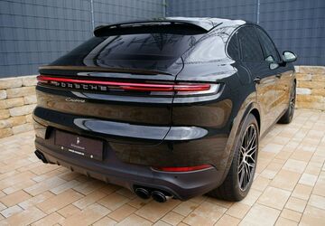Porsche Cayenne 17.999 km 95.880 &euro; Asslar 35614