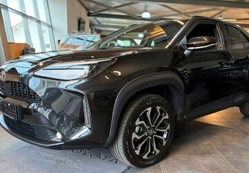 Toyota Yaris Cross 7.030 km 29.490 &euro; Lich 35423