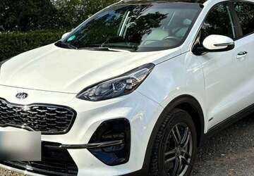 Kia Sportage 62.000 km 21.500 &euro; Hohenahr 35644