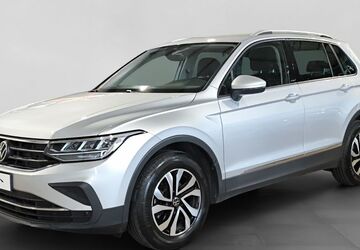 VW Tiguan 71.500 km 20.990 &euro; Leun 35638