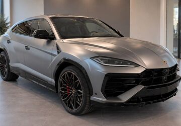 Lamborghini Urus 15.000 km 317.500 &euro; Gießen 35396