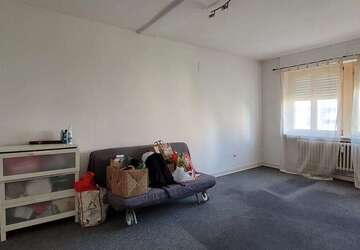 Wohnung Gießen - 3 Zimmer, 22 m&sup2;, 350&euro; | Angebot:27351421