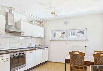 Wohnung Gießen - 4 Zimmer, 15 m&sup2;, 350&euro; | Angebot:27339206