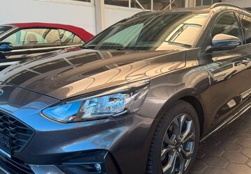 Ford Focus 44.769 km 15.999 &euro; Münzenberg Gambach 35516