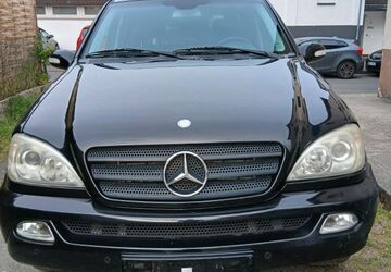 Mercedes-Benz ML 270 311.000 km 2.499 &euro; Wetzlar 35578