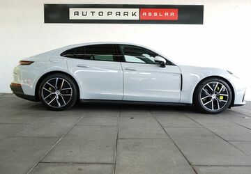 Porsche Panamera 43.350 km 101.880 &euro; Asslar 35614