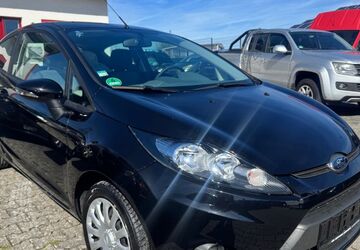 Ford Fiesta 38.000 km 5.999 &euro; Beselich- Obertiefenbach 65614