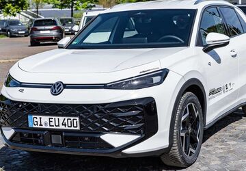 VW T-Roc 5.822 km 35.375 &euro; Pohlheim 35415