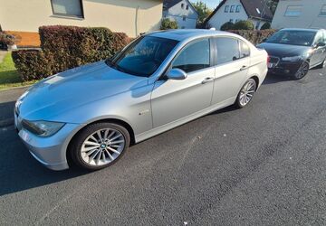 BMW 330 297.624 km 5.999 &euro; Weimar (Lahn) 35096