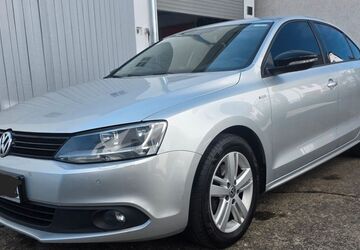 VW Jetta 219.541 km 4.900 &euro; Wetzlar 35576