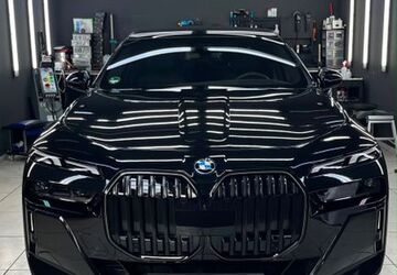 BMW 750 8.500 km 89.900 &euro; Gießen 35390