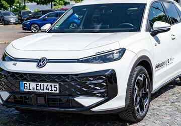 VW T-Roc 9.409 km 34.985 &euro; Pohlheim 35415