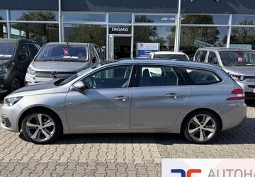 Peugeot 308 151.987 km 8.990 &euro; Wetzlar 35576